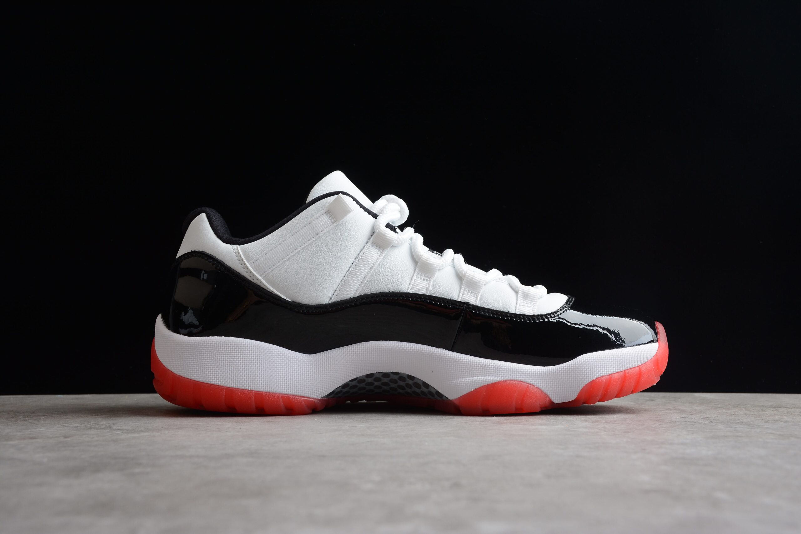 Air Jordan Retro 11 Low “Legend Blue”AJ11 AV2187-160