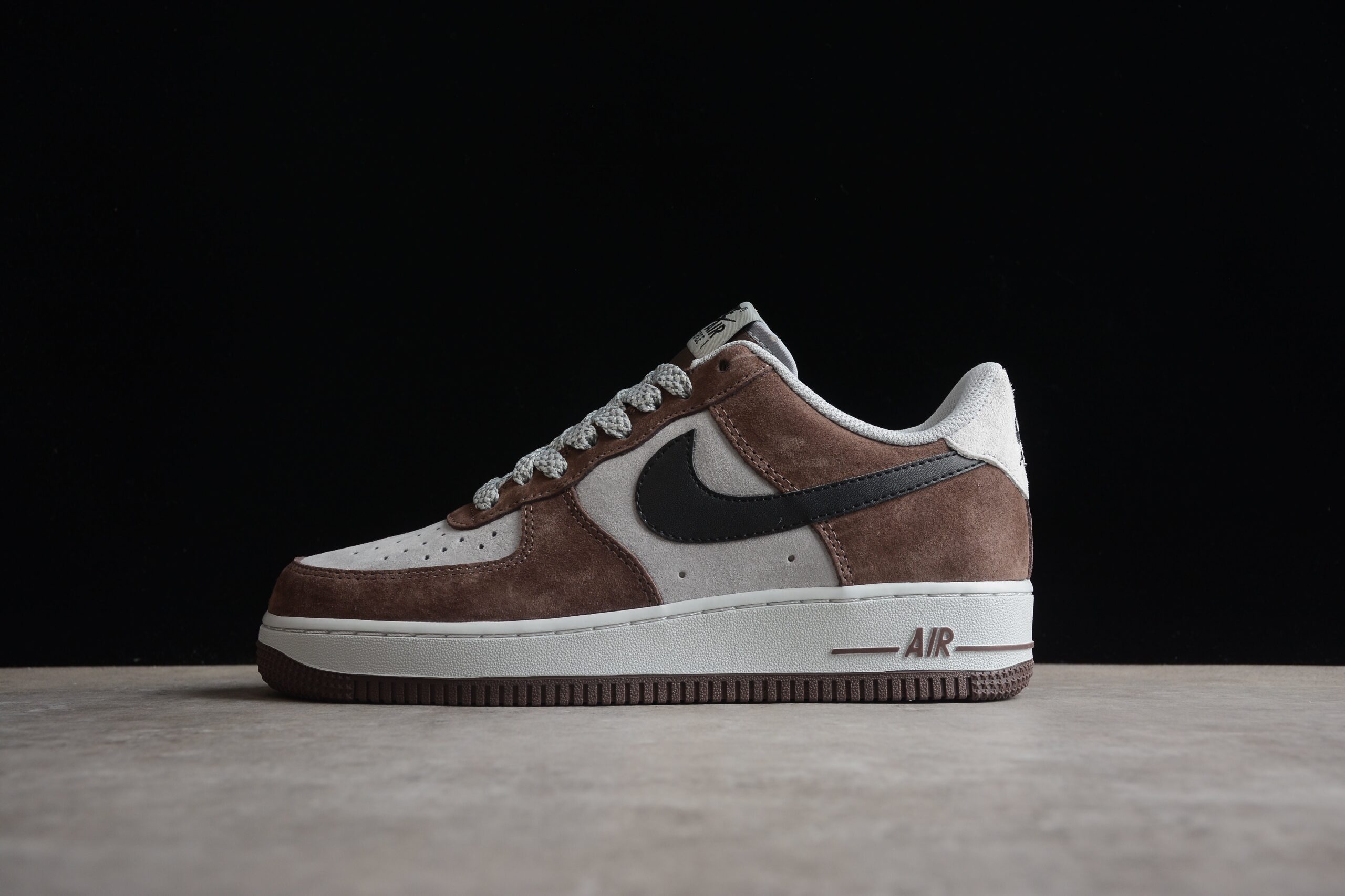 Akira x Nk Air Force 1'07 Low DC3366-323 - Image 2