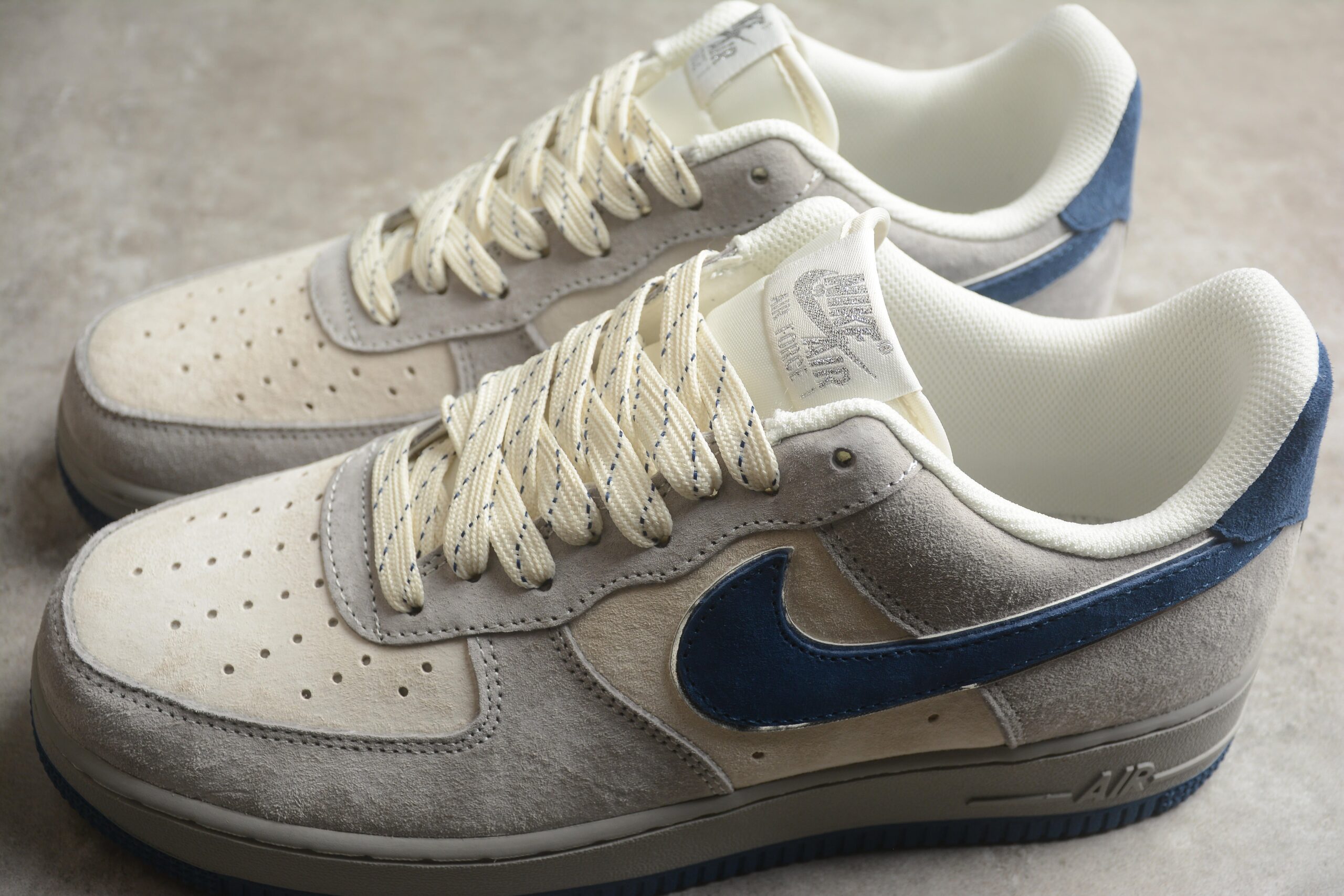 Akira x Nk Air Force 1'07 Low DJ3966-133 - Image 3