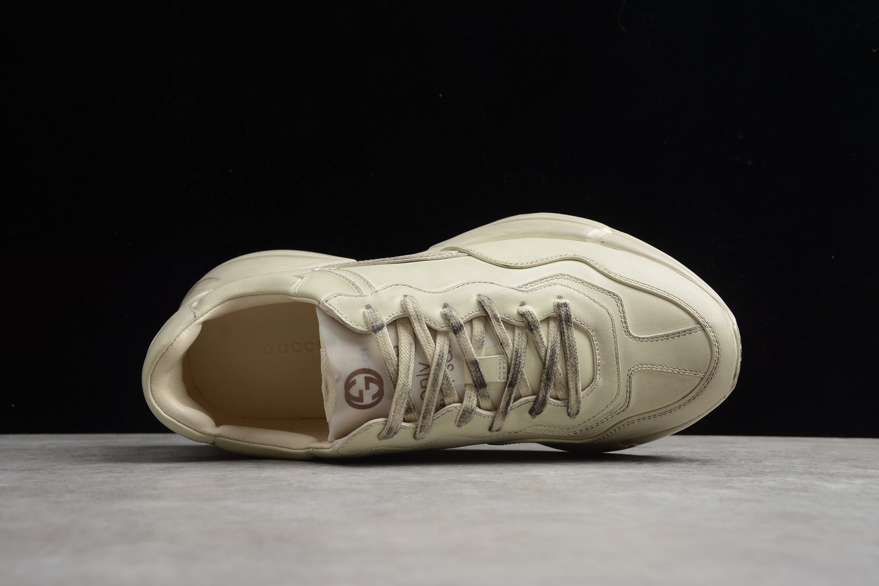 Authentic Gucci Rhyton Men's Distressed Ivory Soft Leather - Image 5