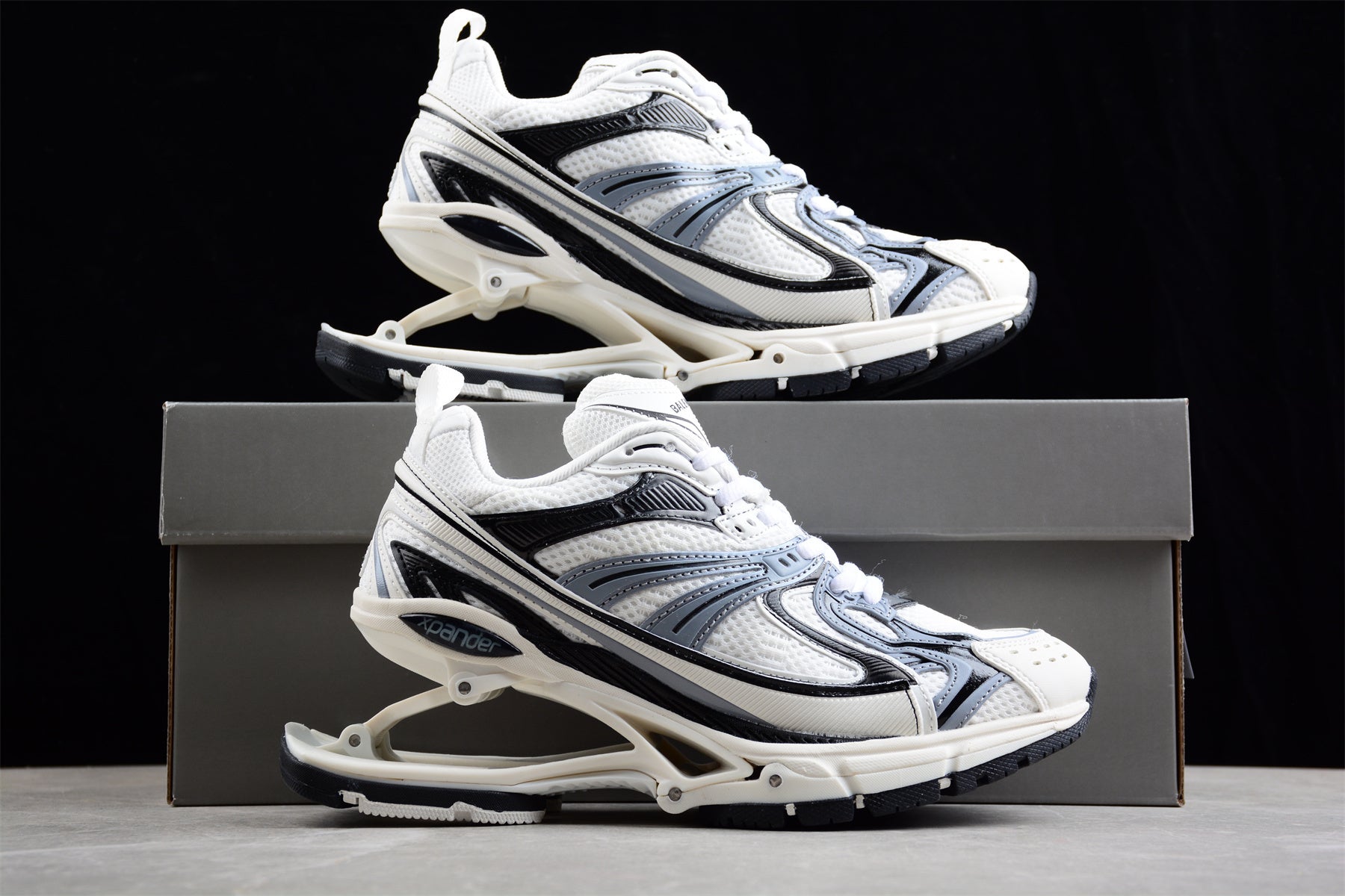 BalenciagaX-Pander 6.0 W2RA41291 - Image 3