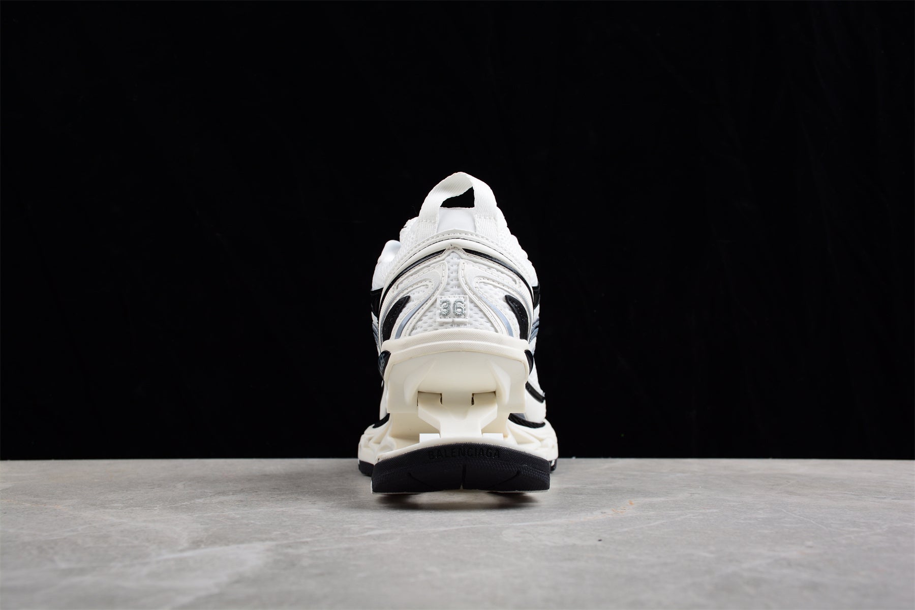 BalenciagaX-Pander 6.0 W2RA41291 - Image 6