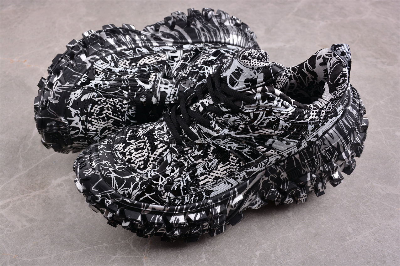 Balenciaga Defender Rubber Platform Sneakers - Image 3