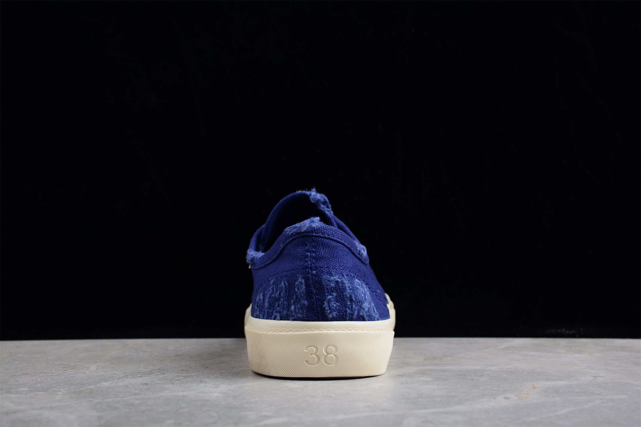 Balenciaga Paris Low Top Sneaker - Image 6