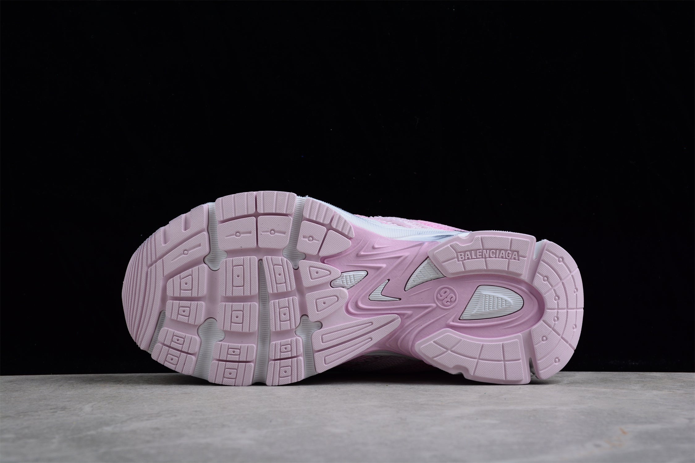 Balenciaga Phantom Sneaker - Image 5