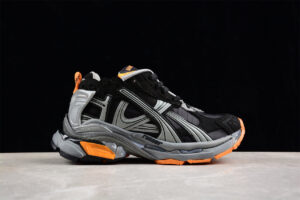 Balenciaga Runner 7.5 W3RNY4018
