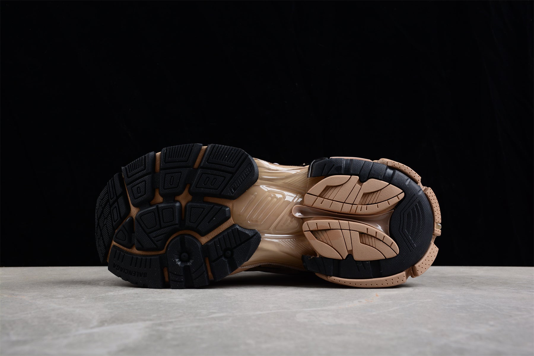 Balenciaga Runner Kith Four.Color 7.0 21ss W1RA80125 - Image 5