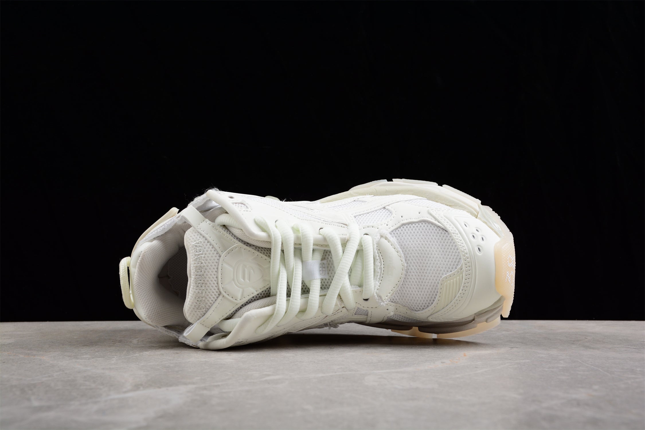 Balenciaga Runner Kith Four.Color 7.0 21ss W2RC62516 - Image 4