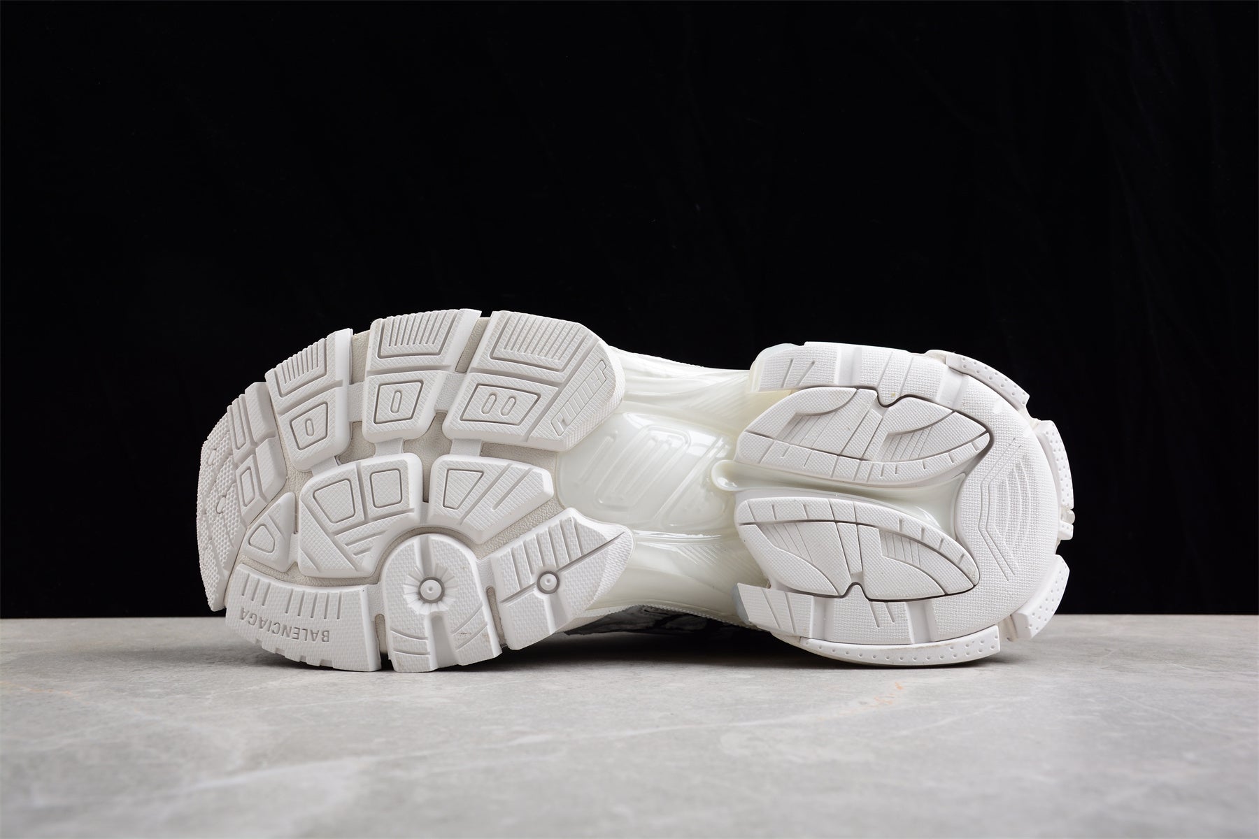 Balenciaga Runner Kith Four.Color 7.0 21ss W3RBQ9010 - Image 5