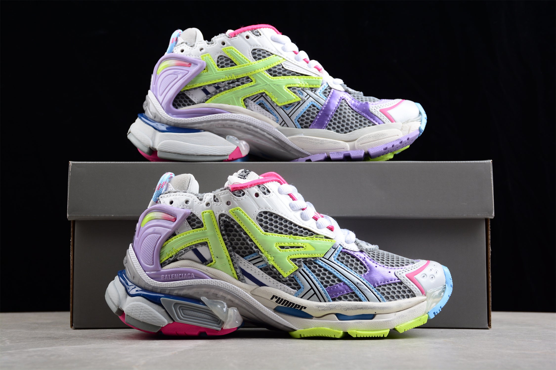 Balenciaga Runner Kith Four.Color 7.0 21ss W3RH50308 - Image 3