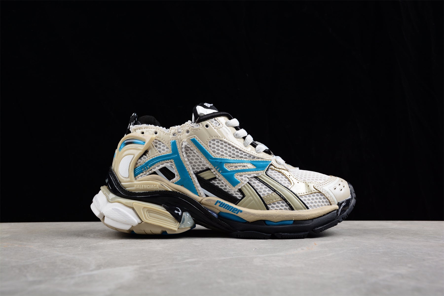 Balenciaga Runner Kith Four.Color 7.0 21ss W5RH60312