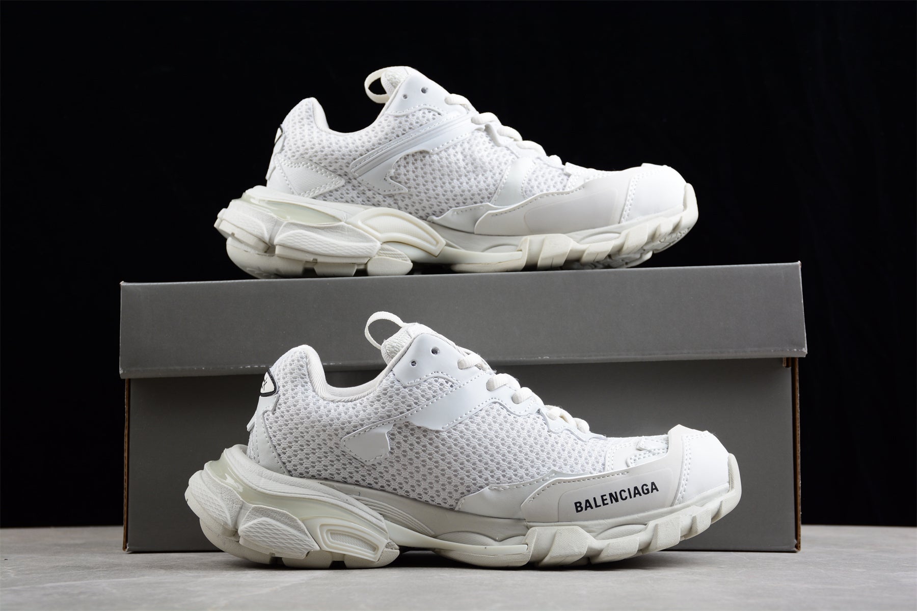 Balenciaga Sneaker Tess s.Gomma 3.0 W5RF82100 - Image 3