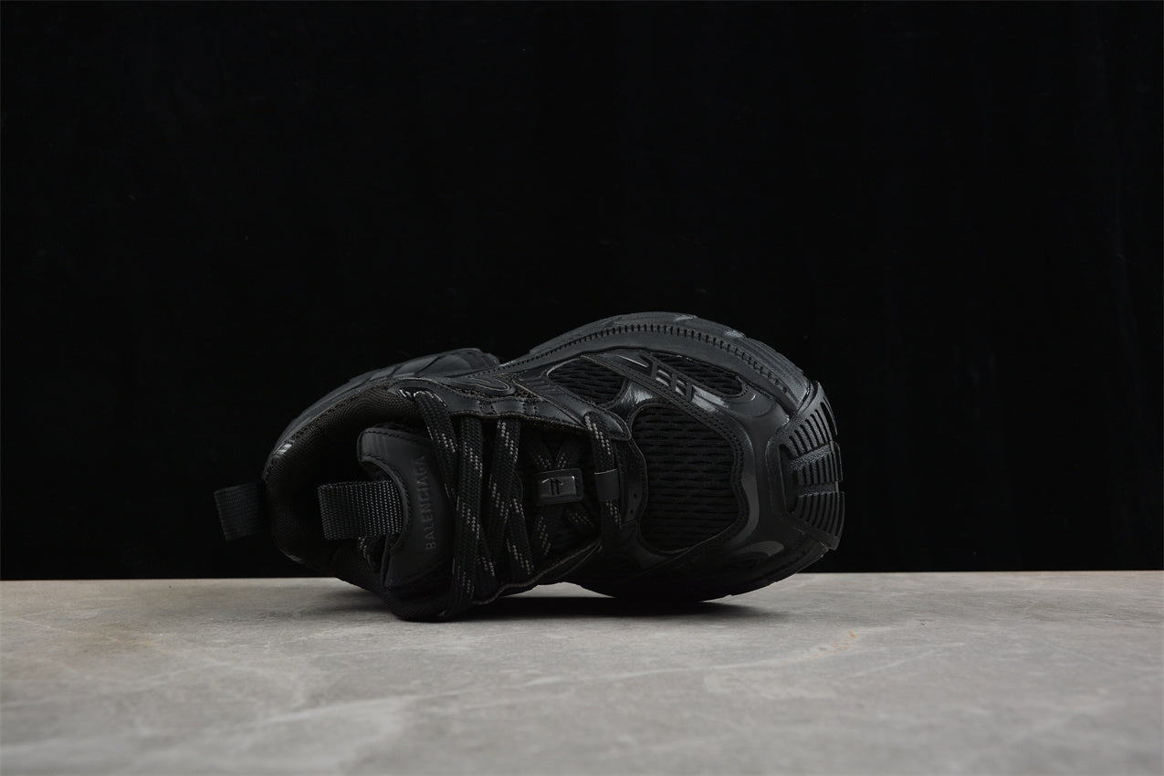 Balenciaga Track Sneaker - Image 5