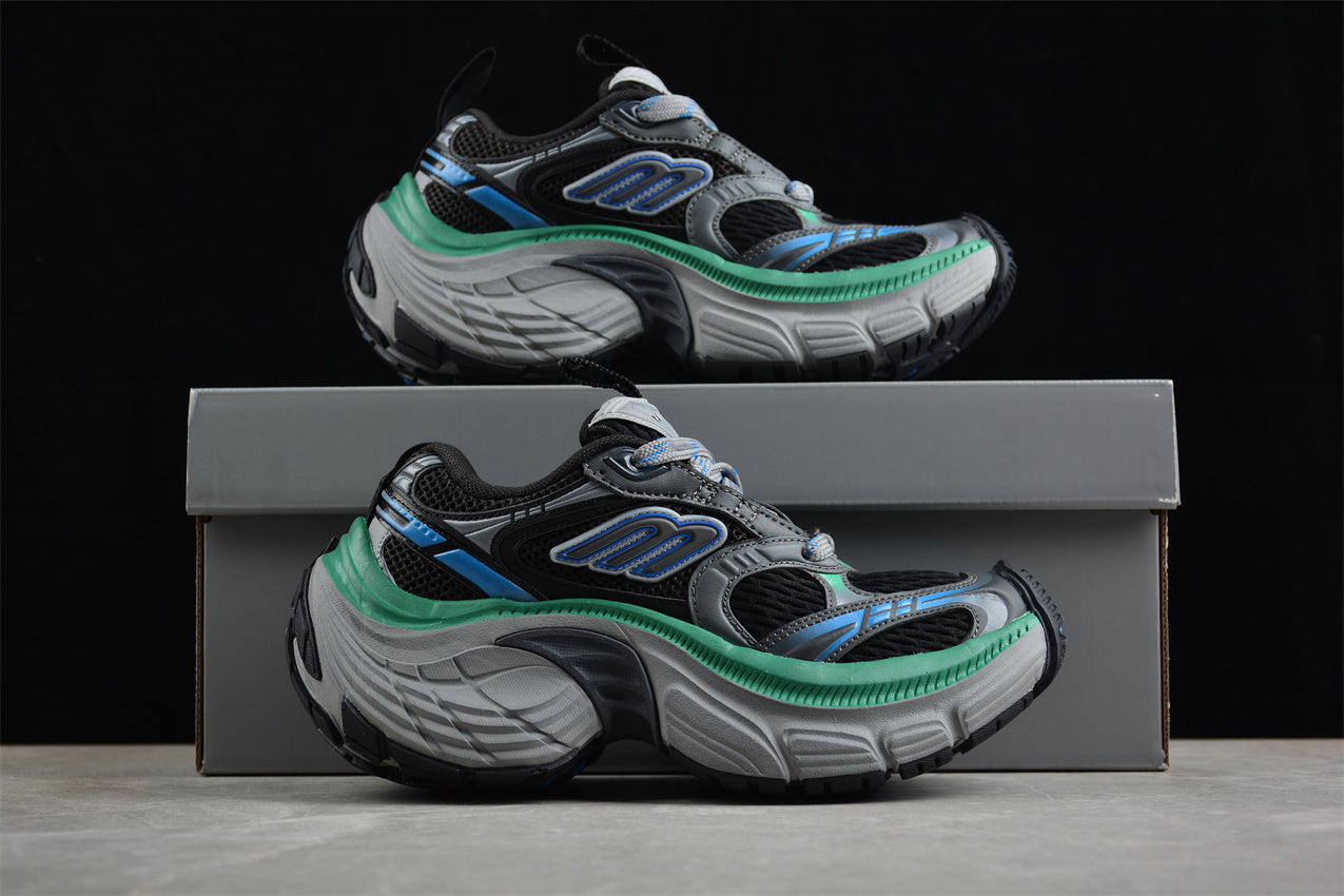 Balenciaga Track Sneaker W2MV1143 - Image 4