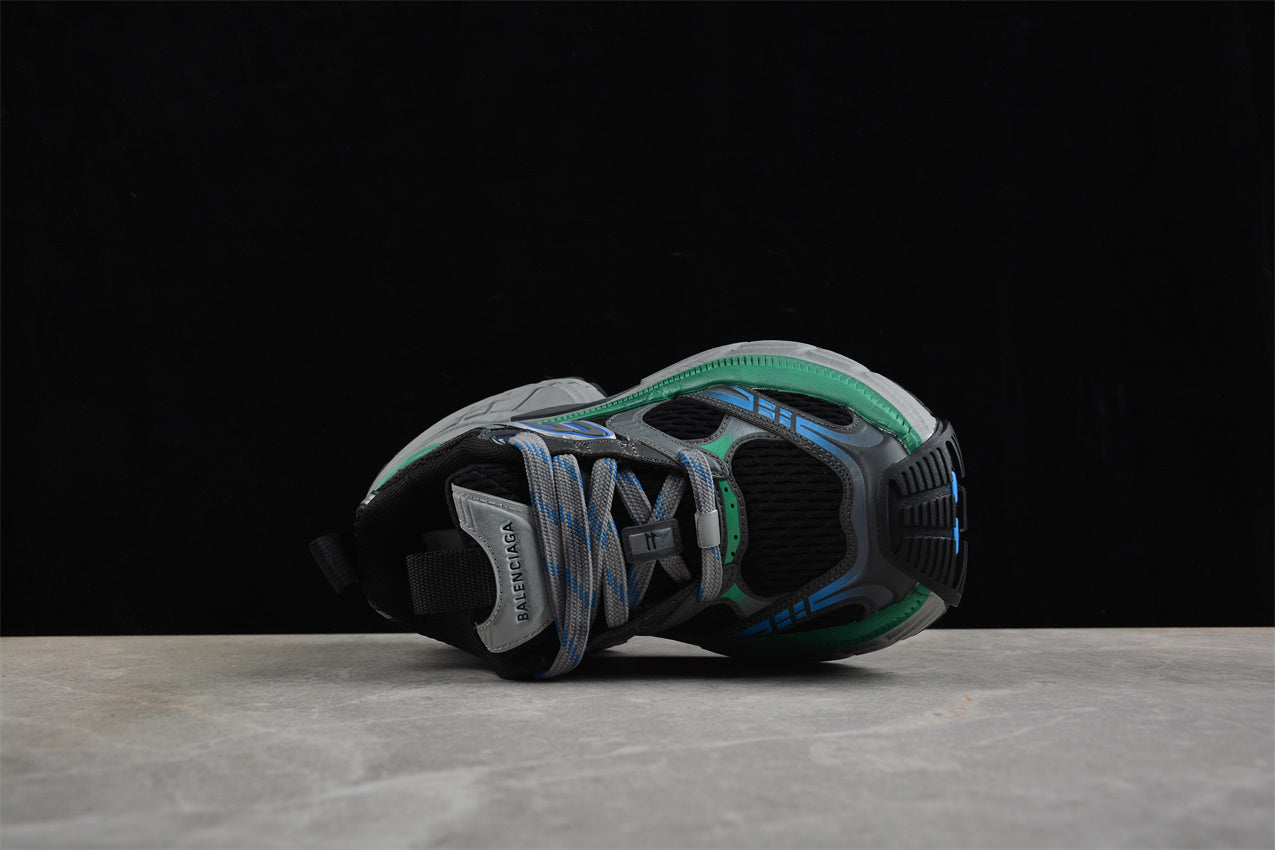 Balenciaga Track Sneaker W2MV1143 - Image 5