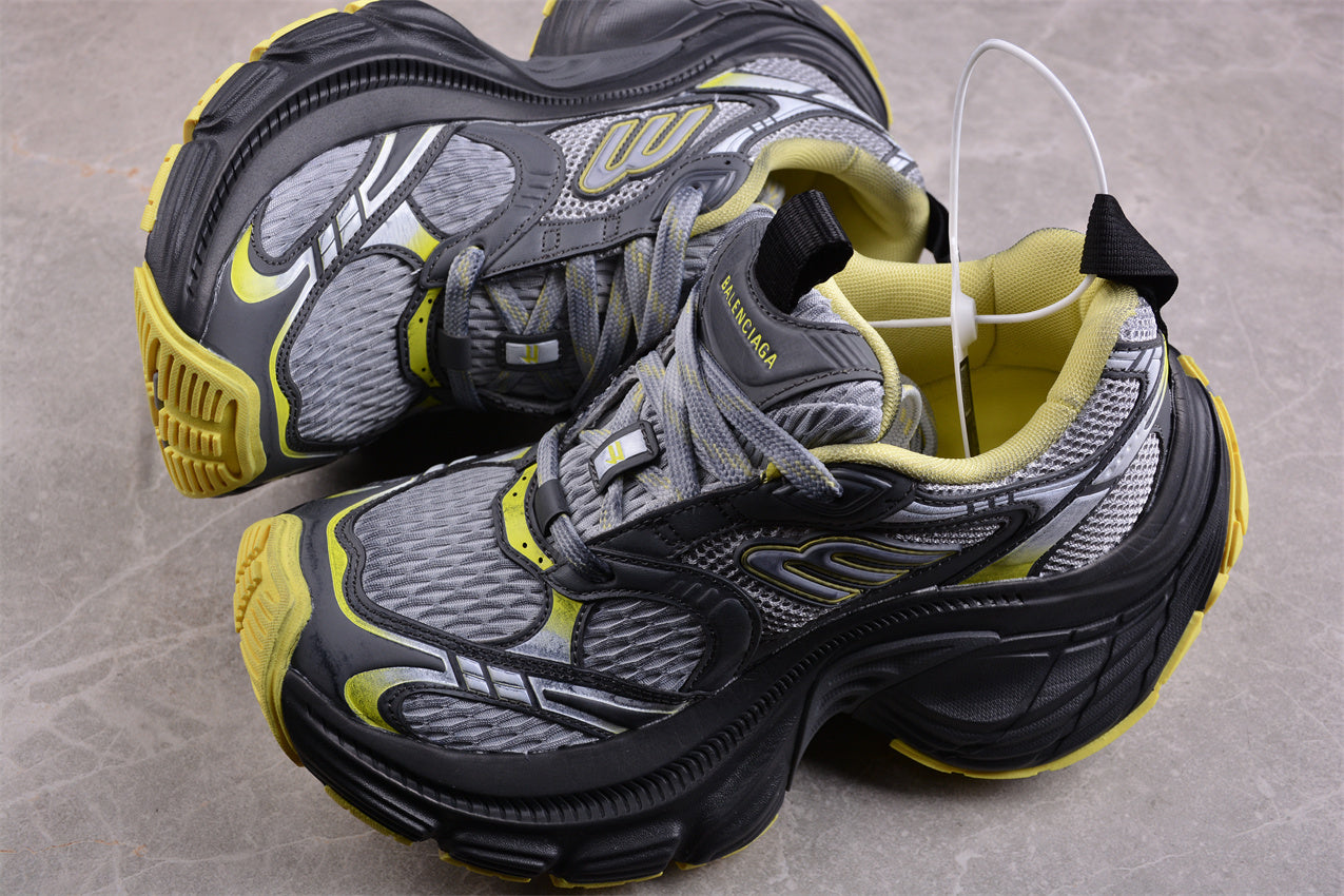 Balenciaga Track Sneaker W2MV20511 - Image 3