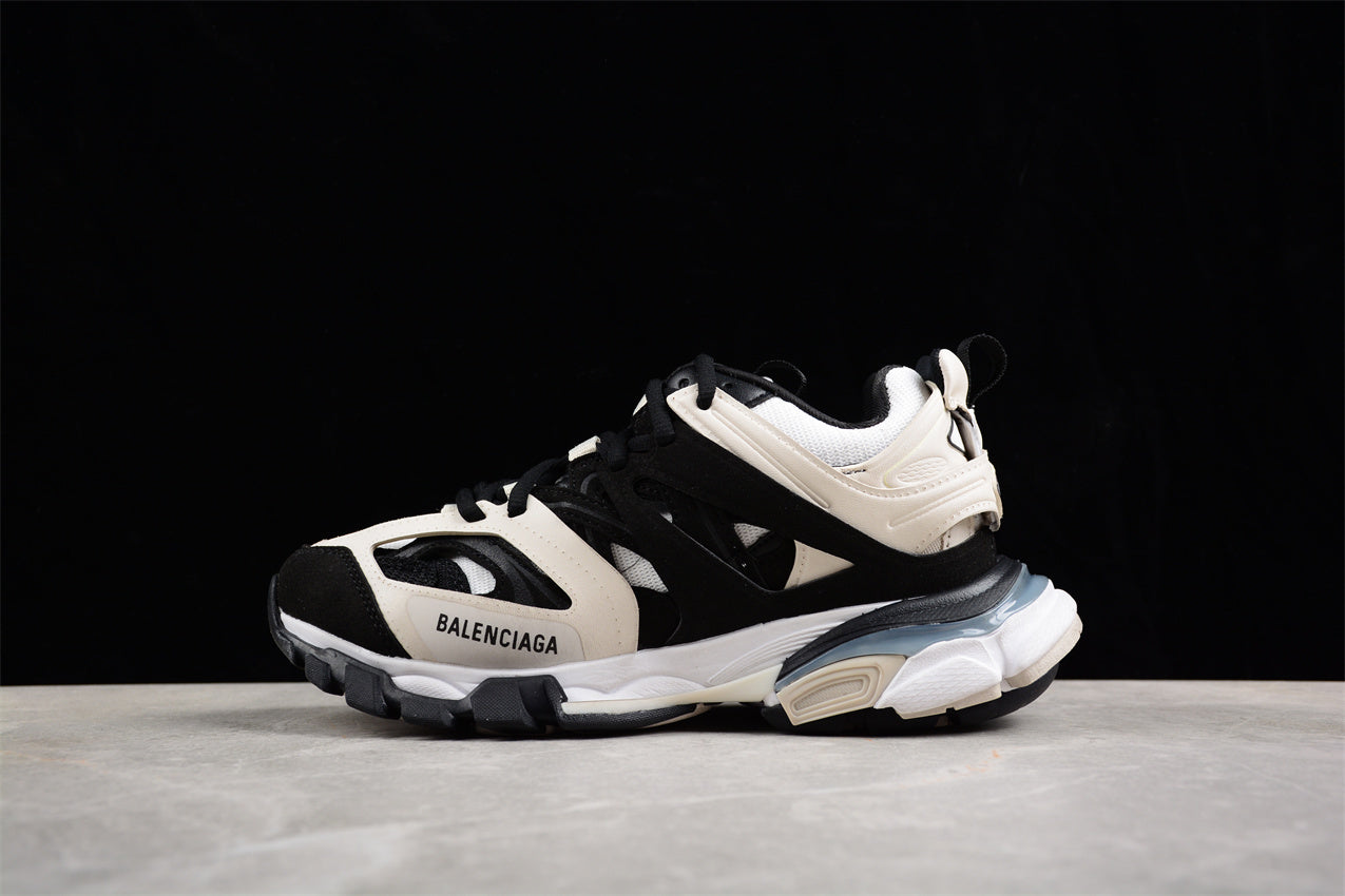 Balenciaga Track Sneaker W3SU59791 - Image 2