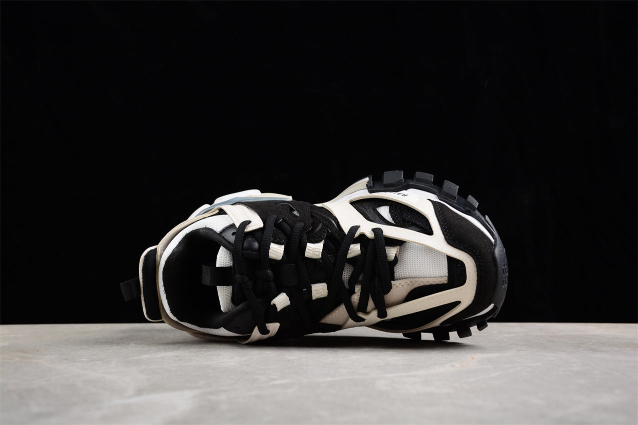 Balenciaga Track Sneaker W3SU59791 - Image 5