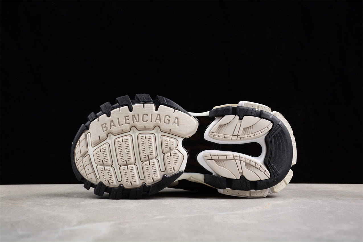 Balenciaga Track Sneaker W3SU59791 - Image 6