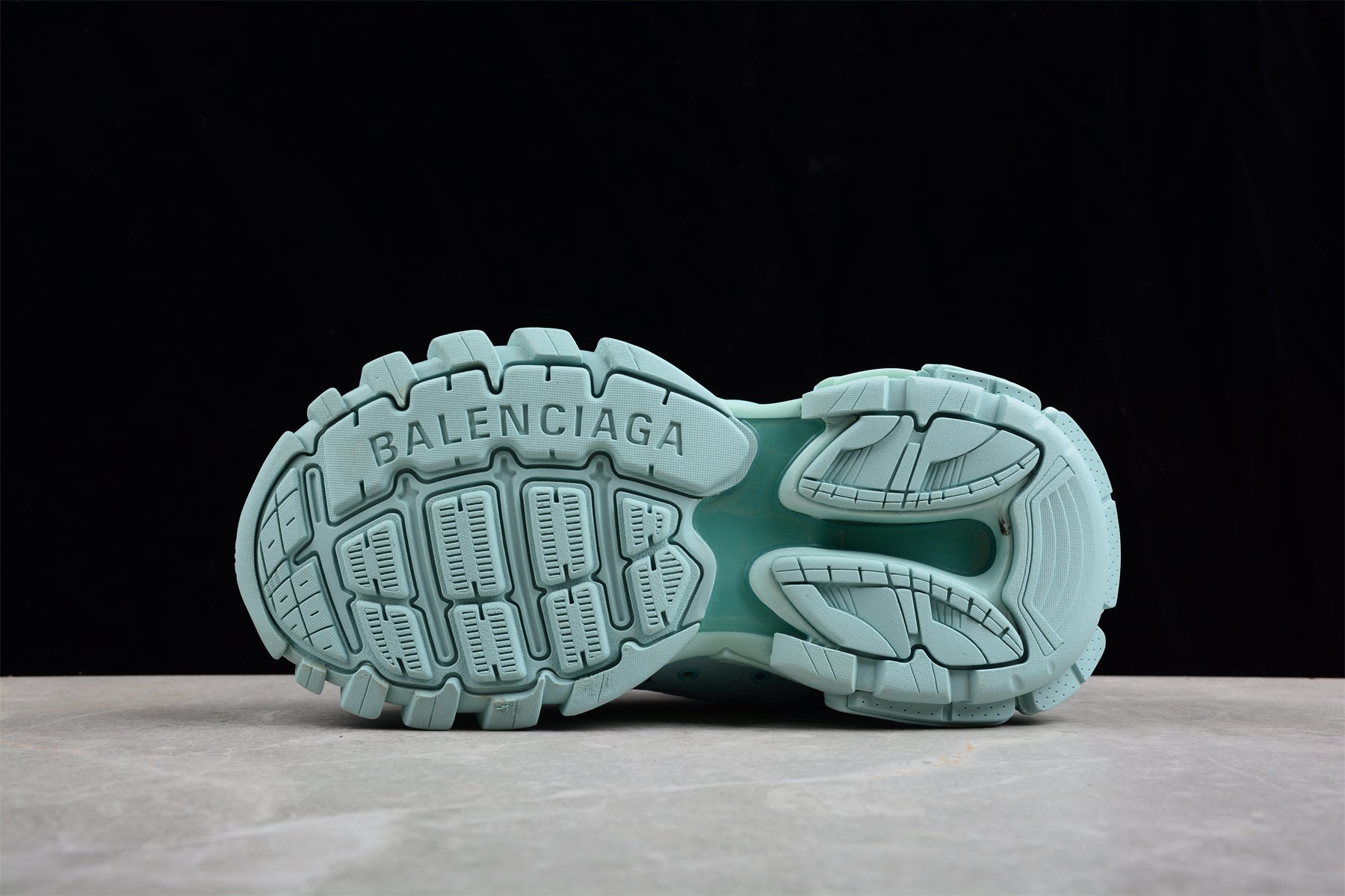 Balenciaga Track Sneaker - Image 5