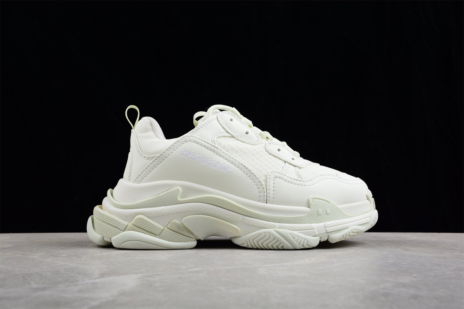 Balenciaga Triple S1.0 W2CR59001
