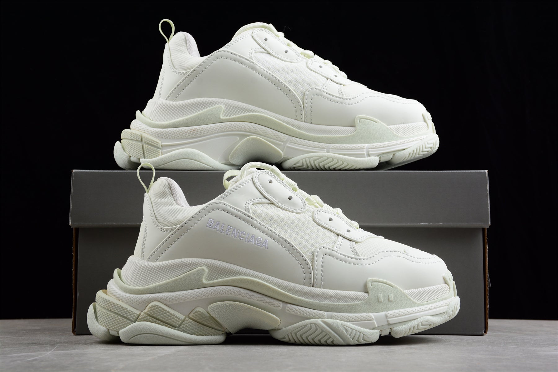 Balenciaga Triple S1.0 W2CR59001 - Image 3