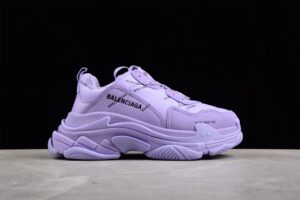 Balenciaga Triple S Sneaker W2BR12055