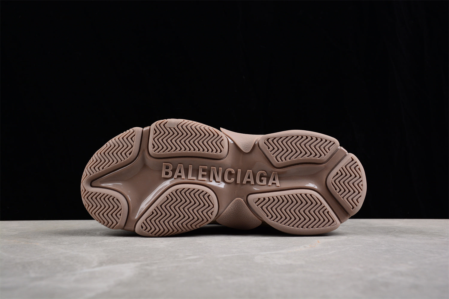 Balenciaga Triple S Sneaker W2FA19911 - Image 6