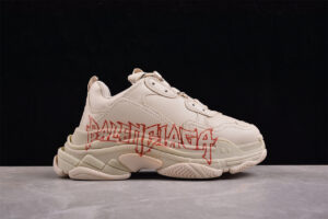 Balenciaga Triple S Sneaker W2FAY9016