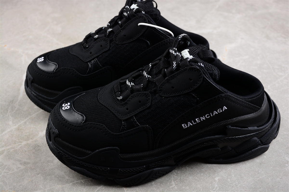 Balenciaga Triple S Sneaker - Image 4