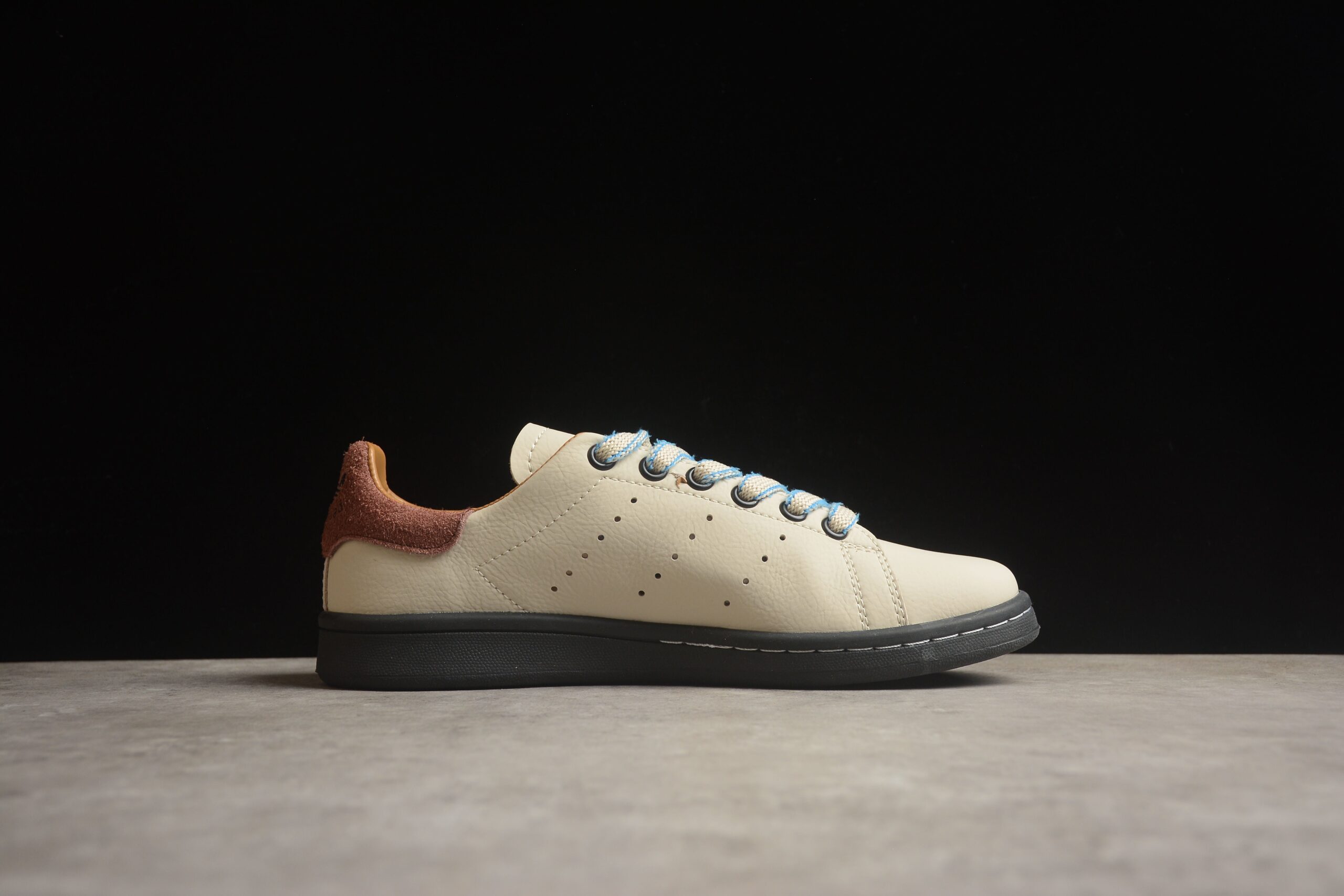 Brain Dead x Adidas Originals Stan Smith IH3432
