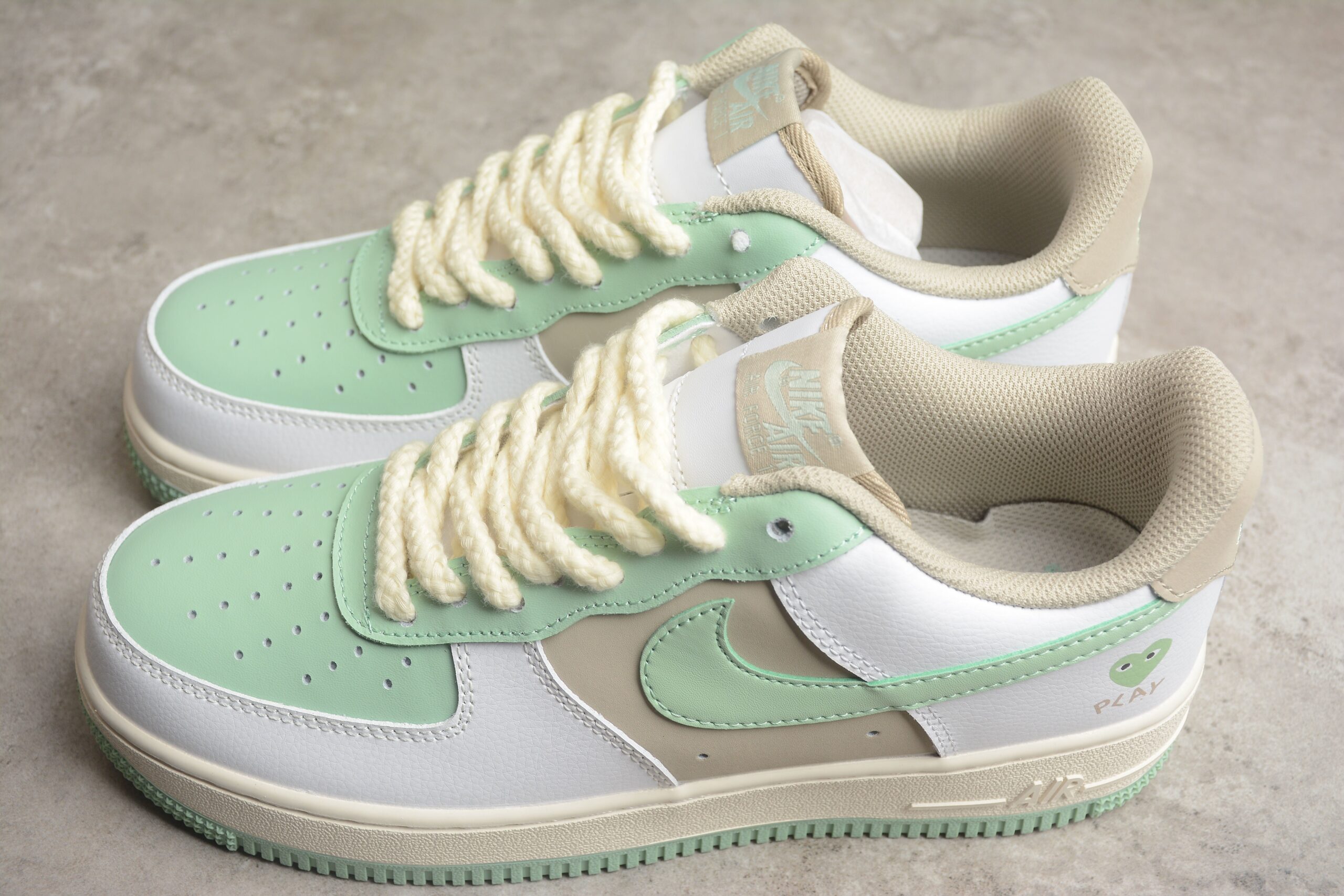 Comme Des Garcons x Nk Air Force 1 Low CJ0304-011 - Image 3