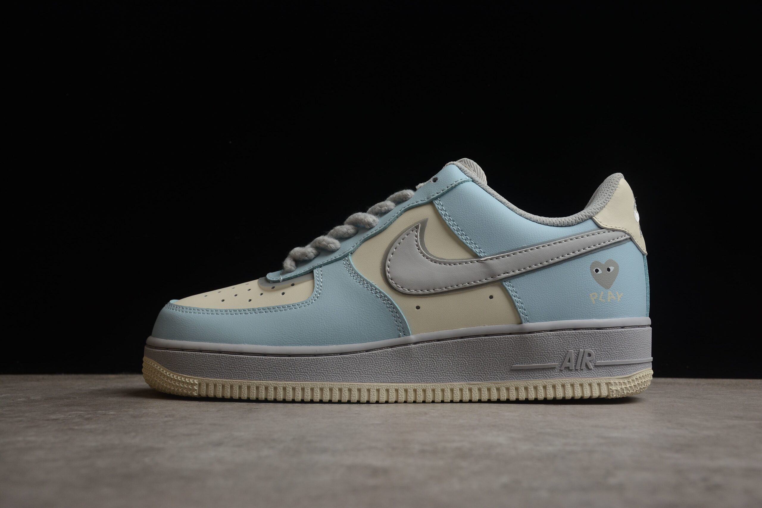 Comme Des Garcons x Nk Air Force 1 Low CJ0304-012 - Image 2