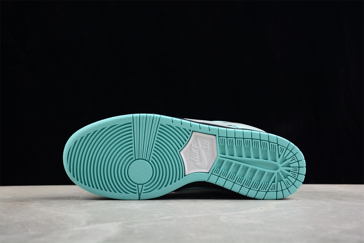 Concepts x Nk SB Dunk Low BV1310-402 - Image 5