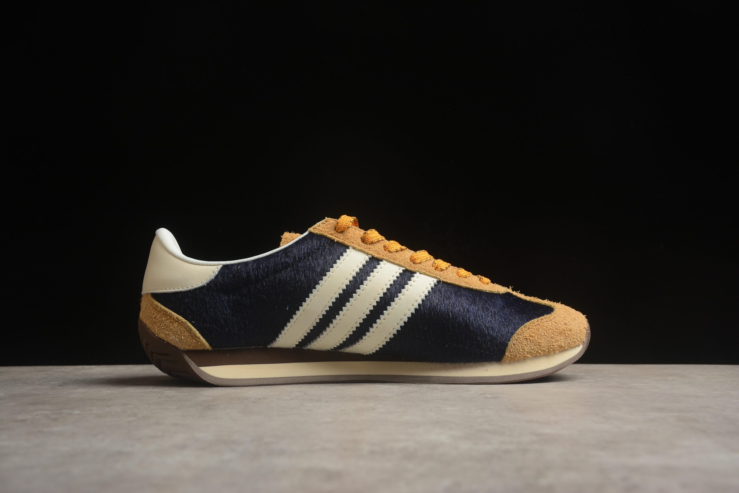 Feifei Ruan x Adidas Originals OG ID3652