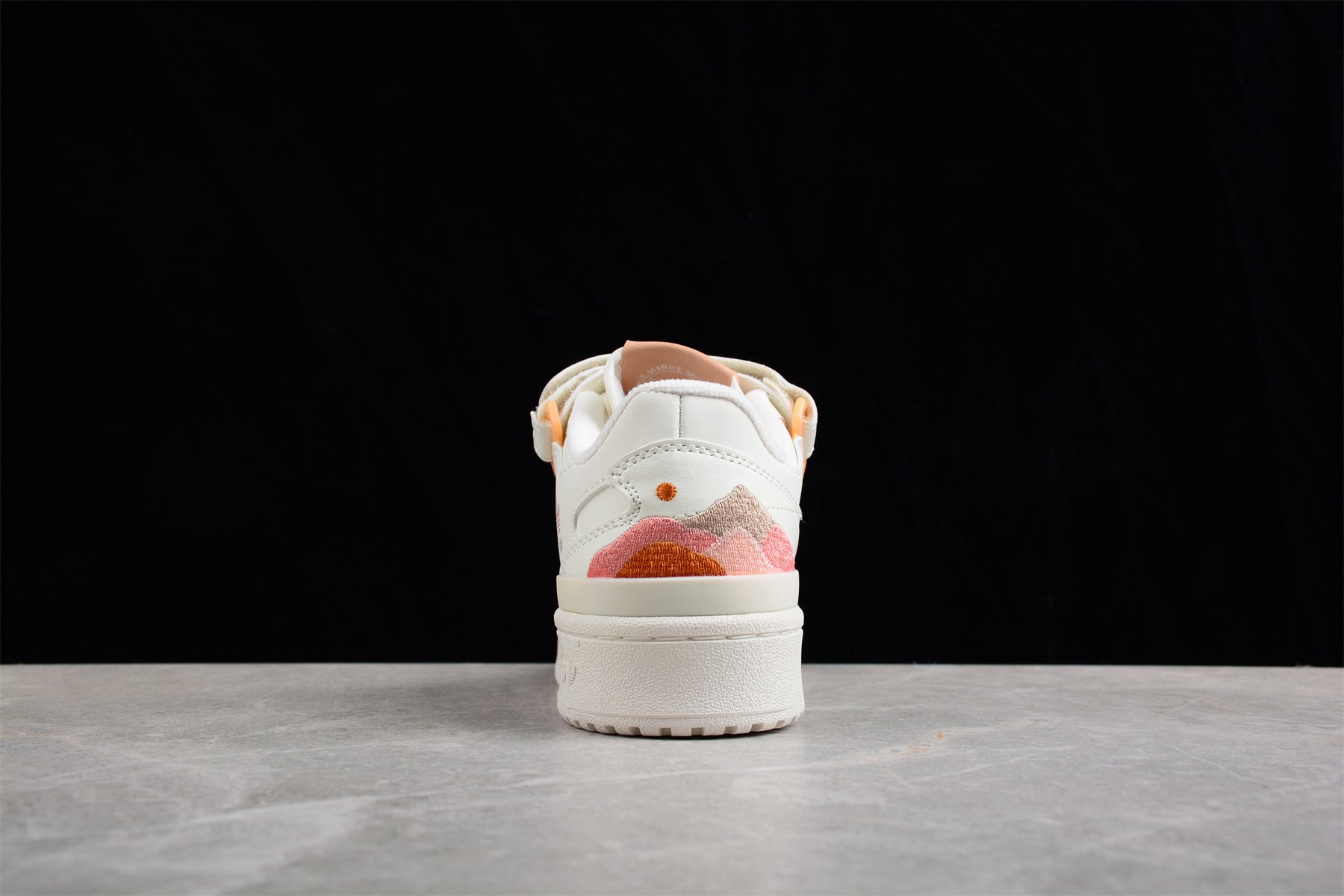 Forum 84 Low GV8345 - Image 6