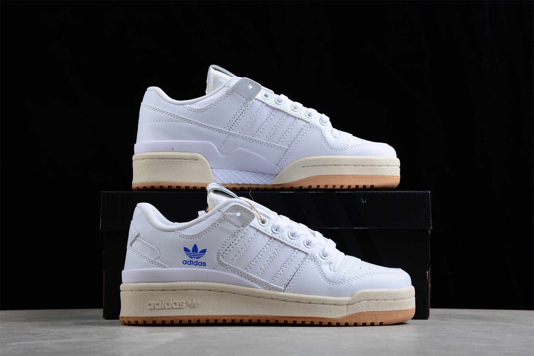 Forum 84 Low H04903 - Image 4