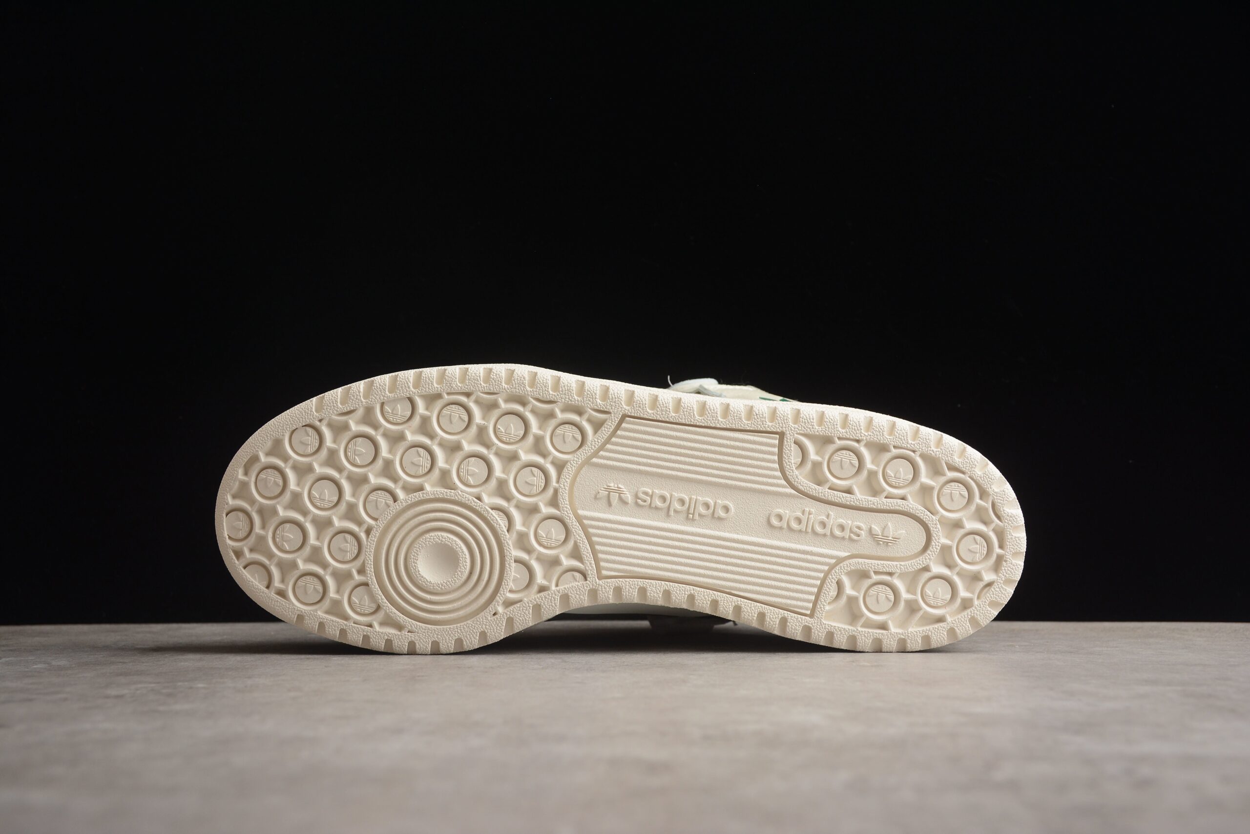 Forum 84 Low HQ6938 - Image 6