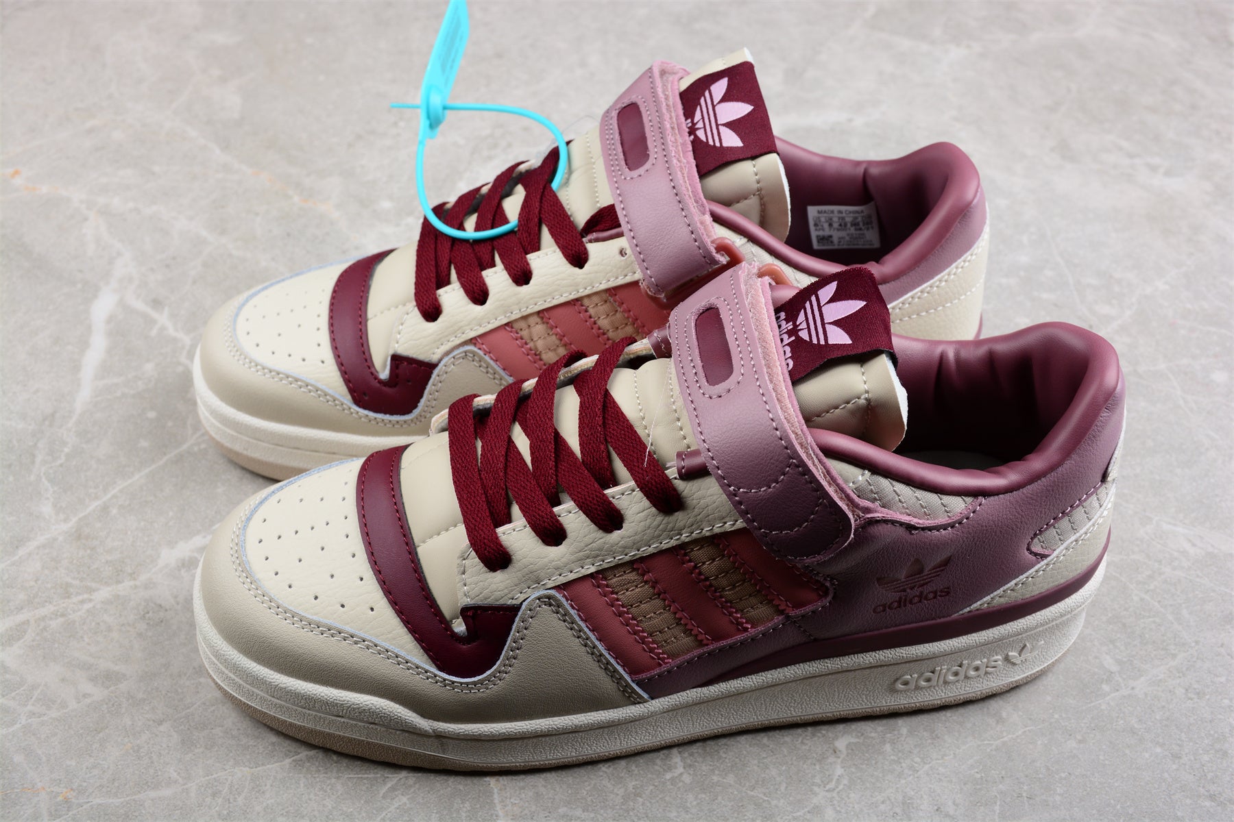 Forum 84 Low HQ6941 - Image 2