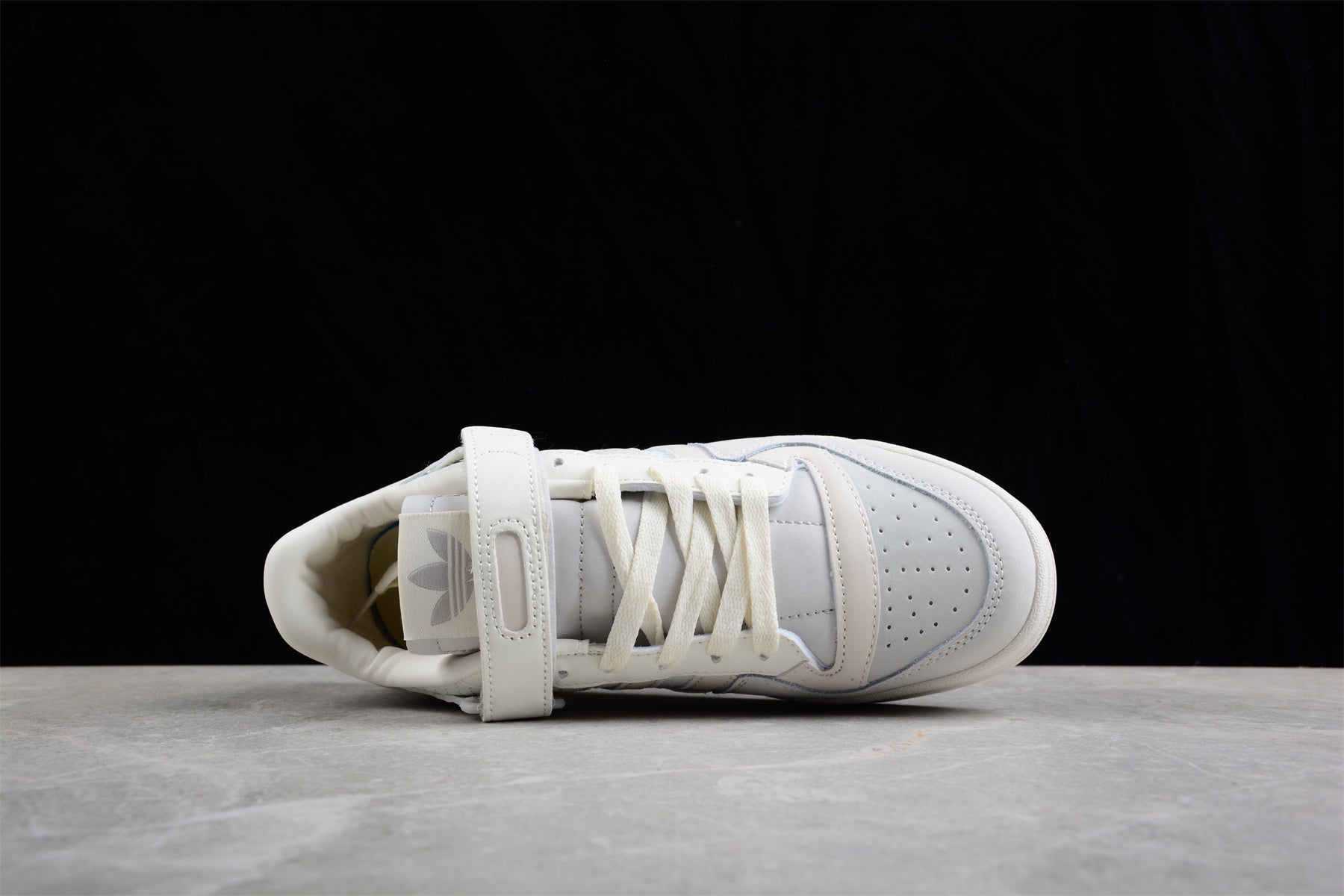 Forum 84 Low HQ6942 - Image 5