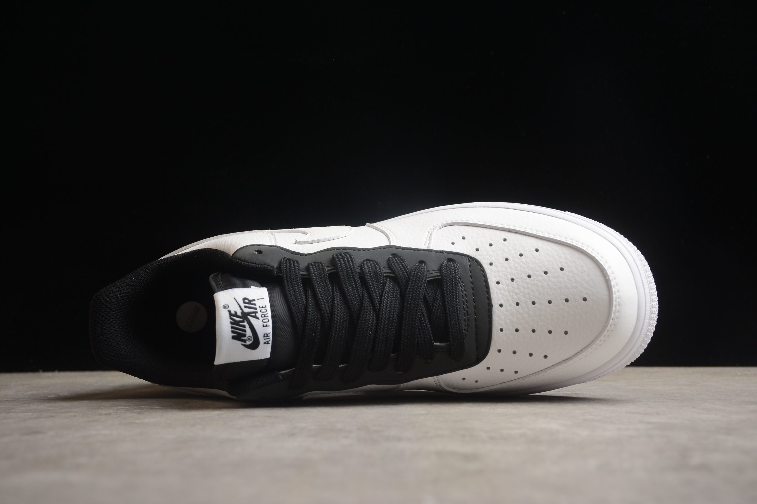 Fragment design x Nk Air Force 1 Low TT0801-601 - Image 5