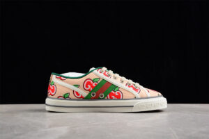 GUCCI Canvas Web GG Apple Womens 1977 Tennis Sneakers Ivory Red