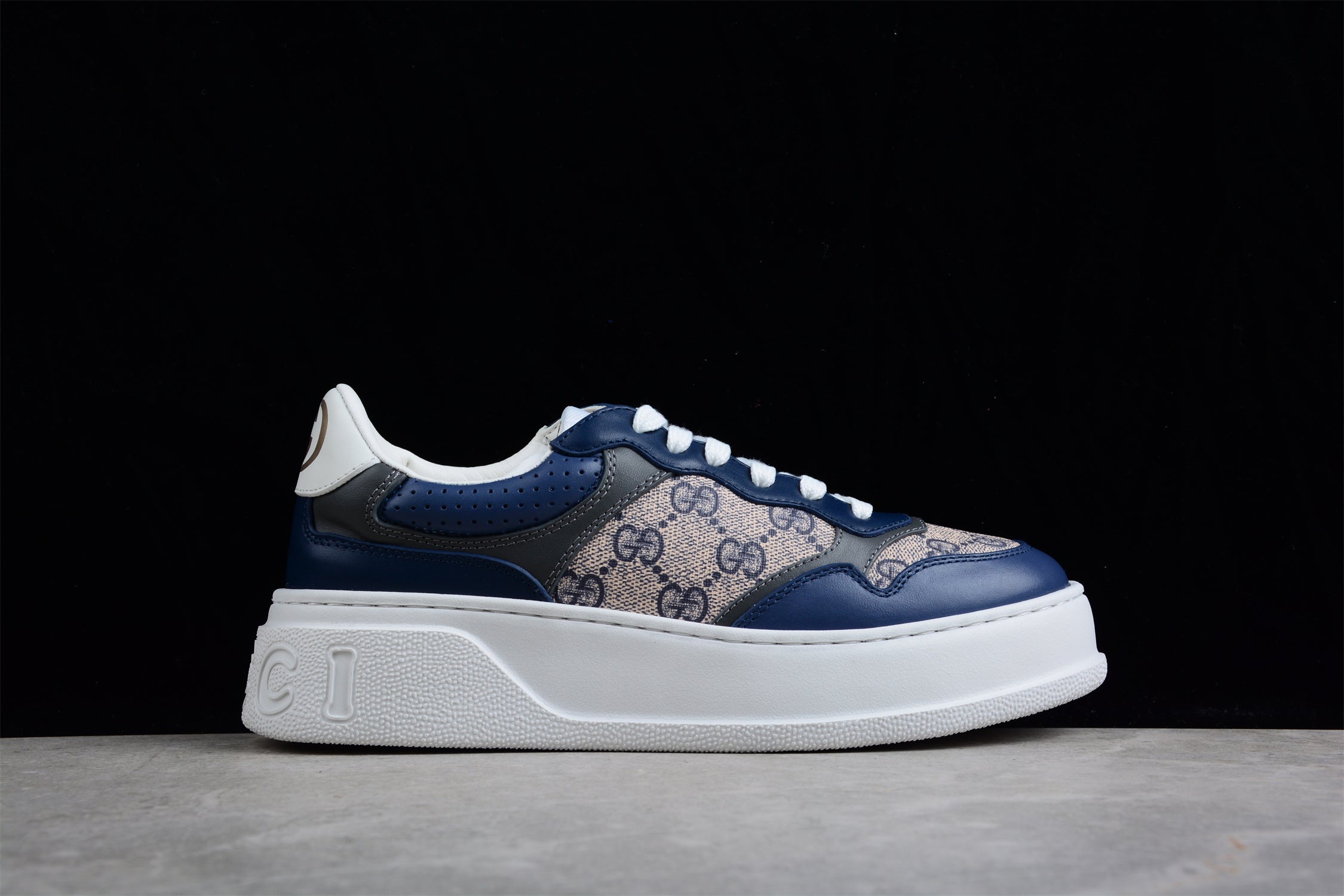 GUCCI GG Canvas leather-trimmed sneakers “Blue”