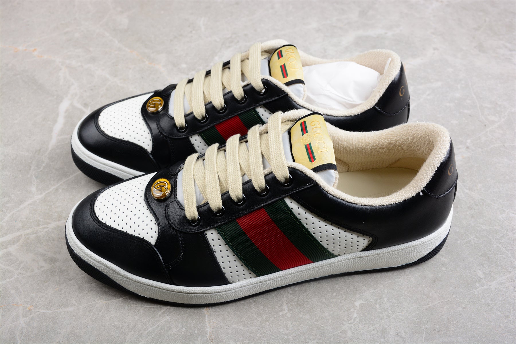 GUCCI MEN'S BLACK WHITE WEB LOGO LOW TOP SNEAKERS - Image 3
