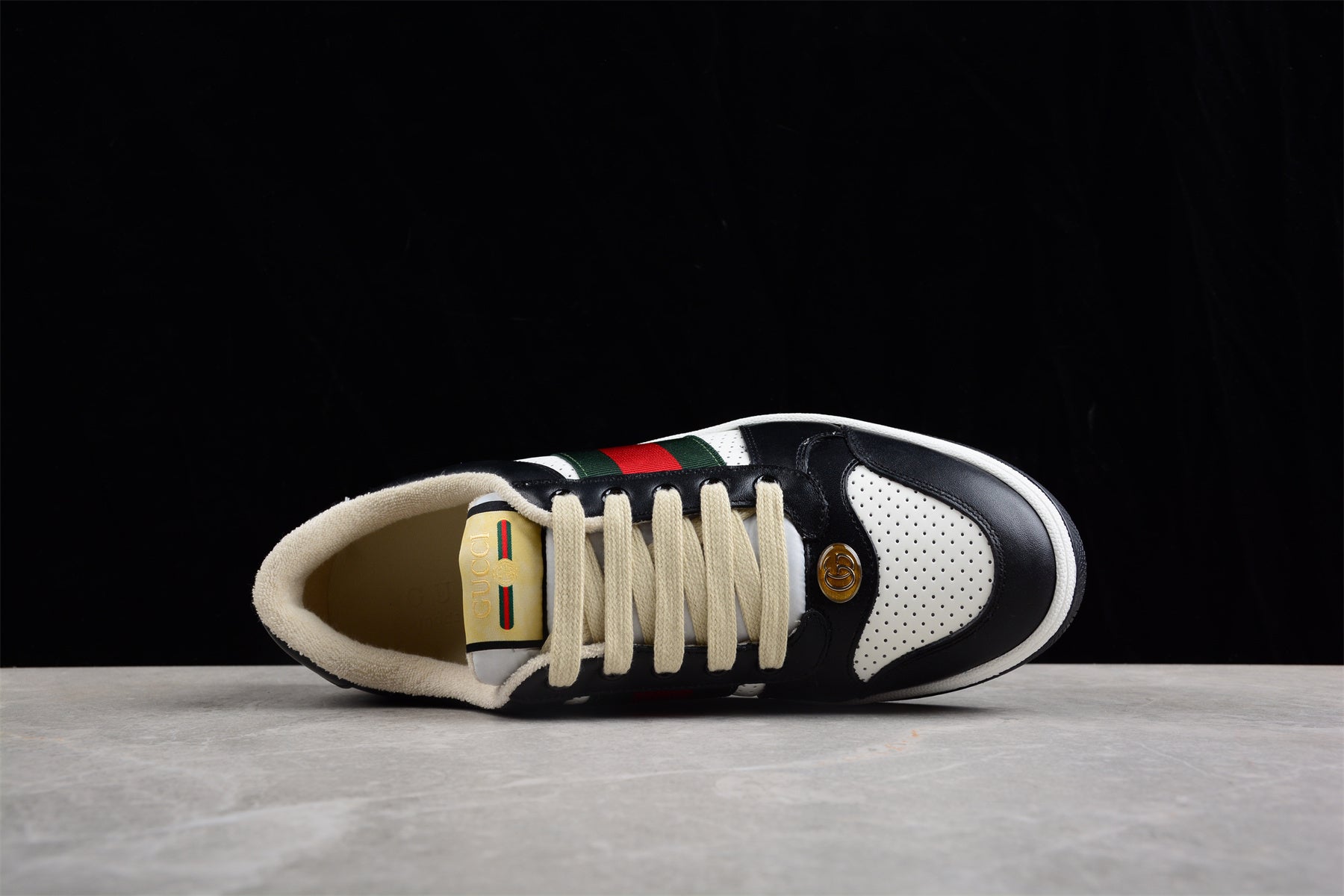 GUCCI MEN'S BLACK WHITE WEB LOGO LOW TOP SNEAKERS - Image 5