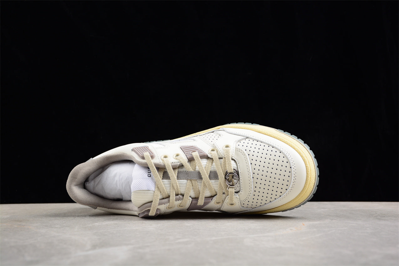 GUCCI leather versatile distressed off white - Image 5