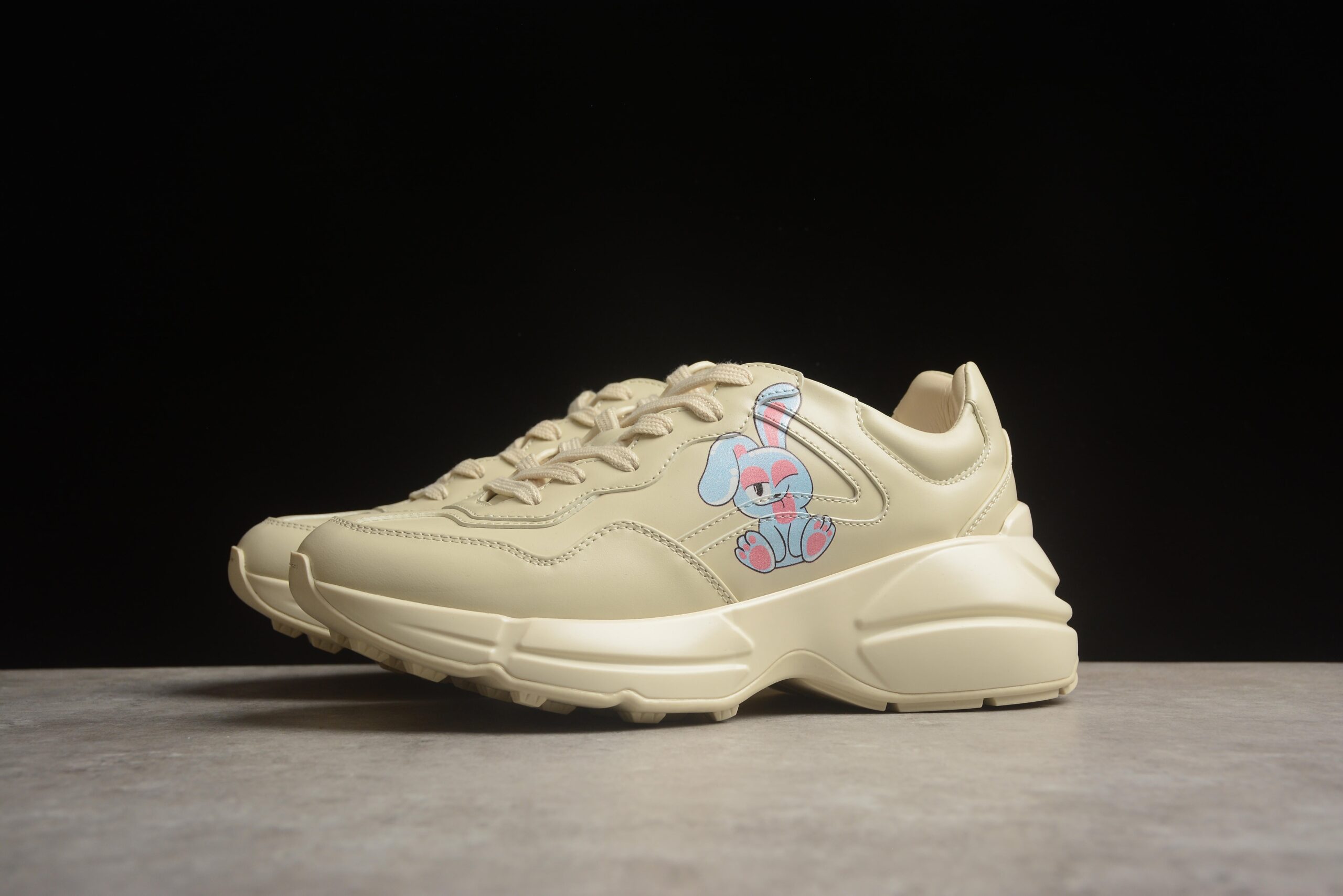 GUCCl leather low top sports dad shoes for women - Image 4