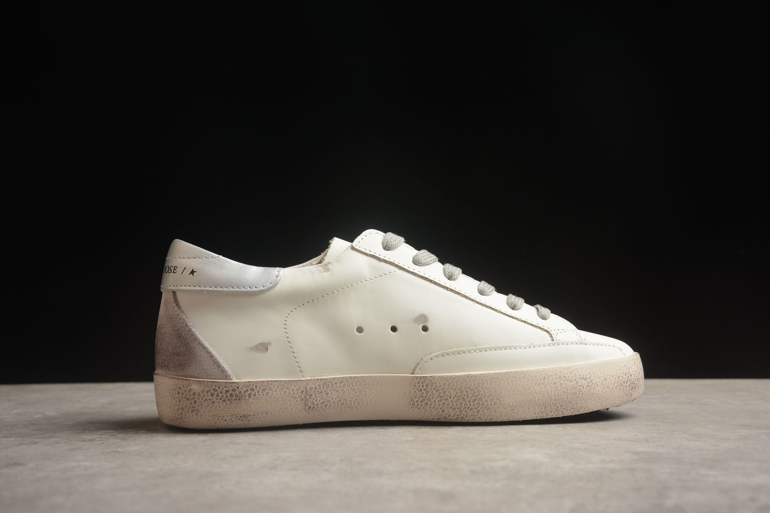 Golden Goose Super-Star White Silver (Women's)