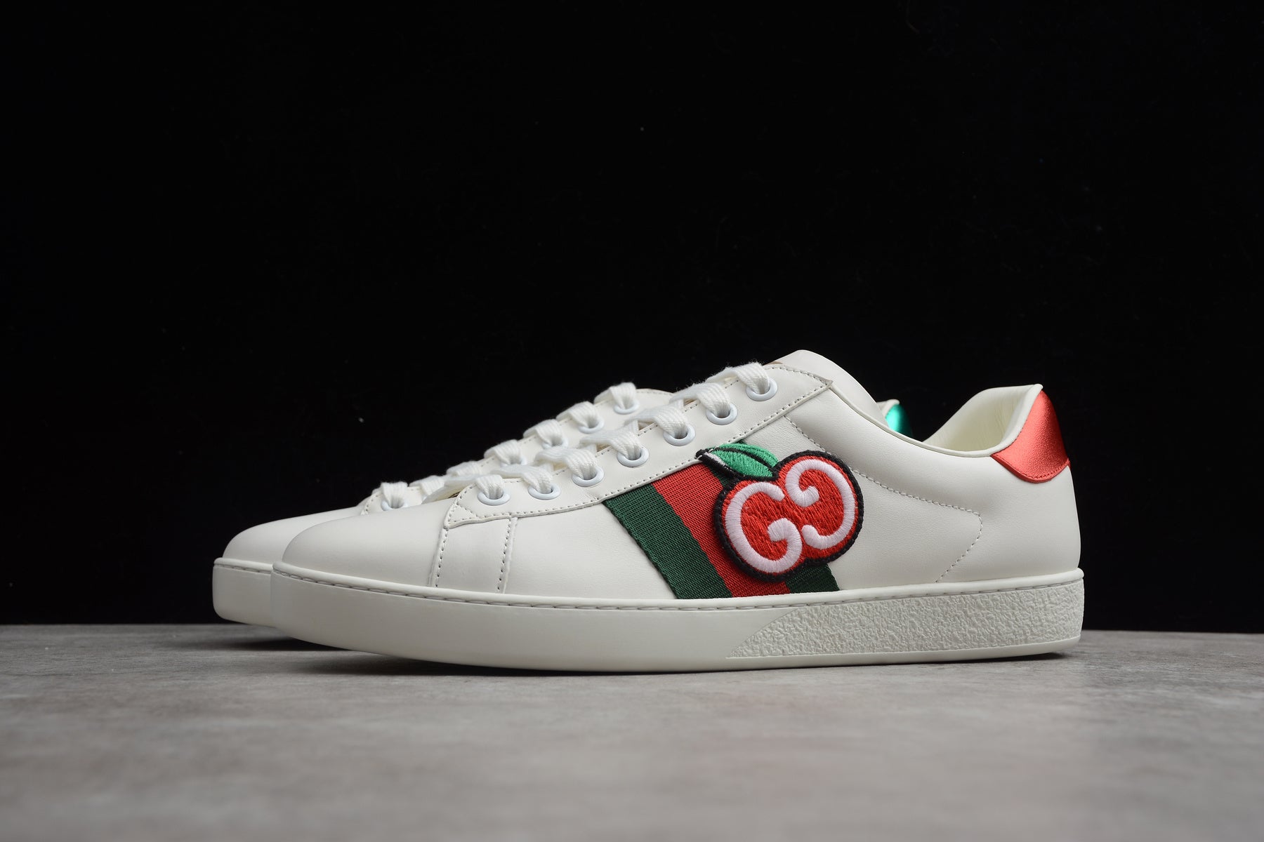 Gucci Ace GG Apple (Women's) - Image 4