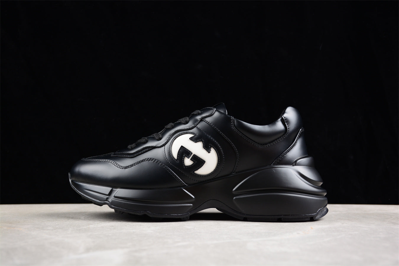 Gucci Add my interest ADD MY INTEREST Leather Sneakers Black - Image 2